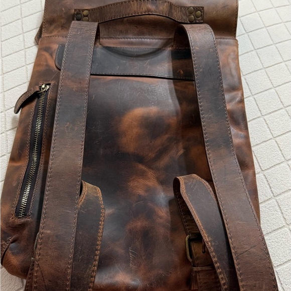 CHICATOLIA CRAZY HORSE LEATHER BACKPACK - TAN - Picture 6 of 10